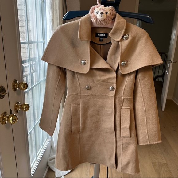 100% wool coat with a detachable cape - Picture 1 of 3